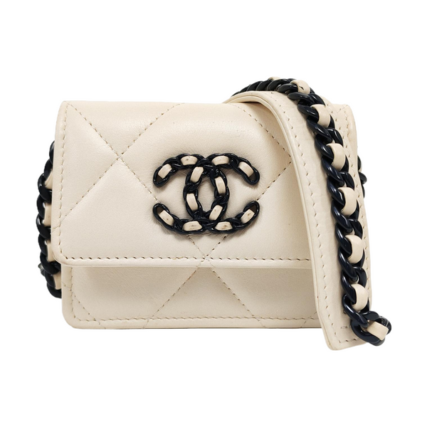 Authenticated pre-owned  Chanel 19 Quilted Calfskin White - Shoulder Bag at Looply