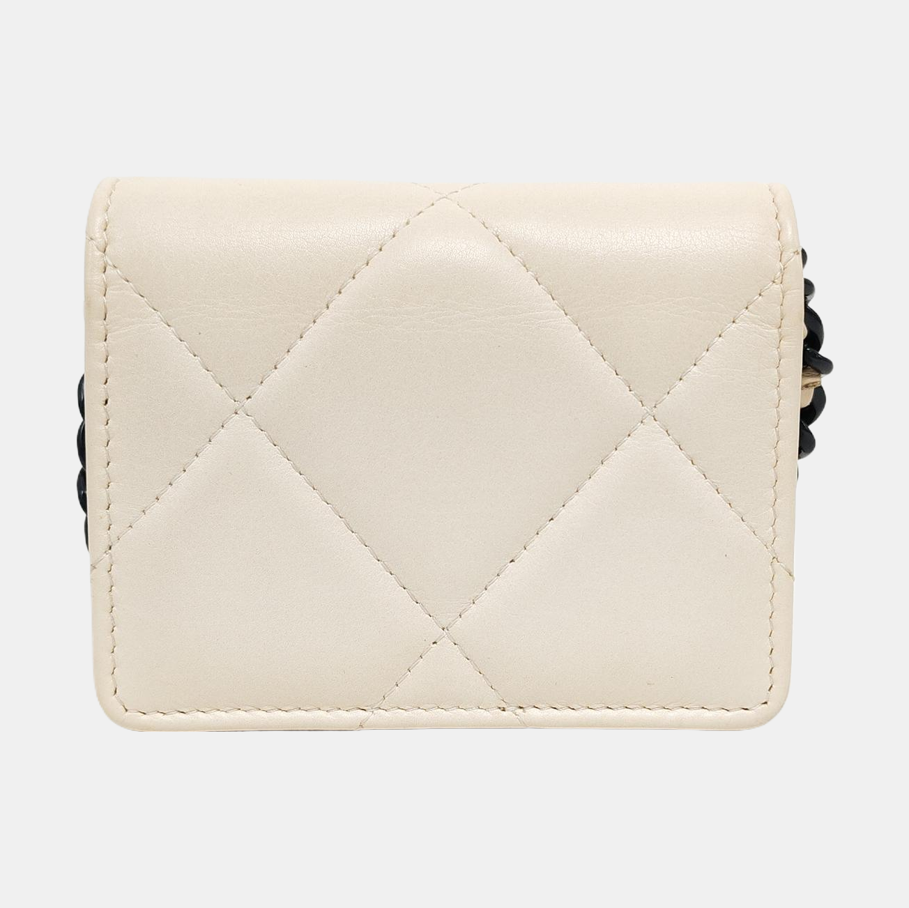 Authenticated pre-owned  Chanel 19 Quilted Calfskin White - Shoulder Bag at Looply