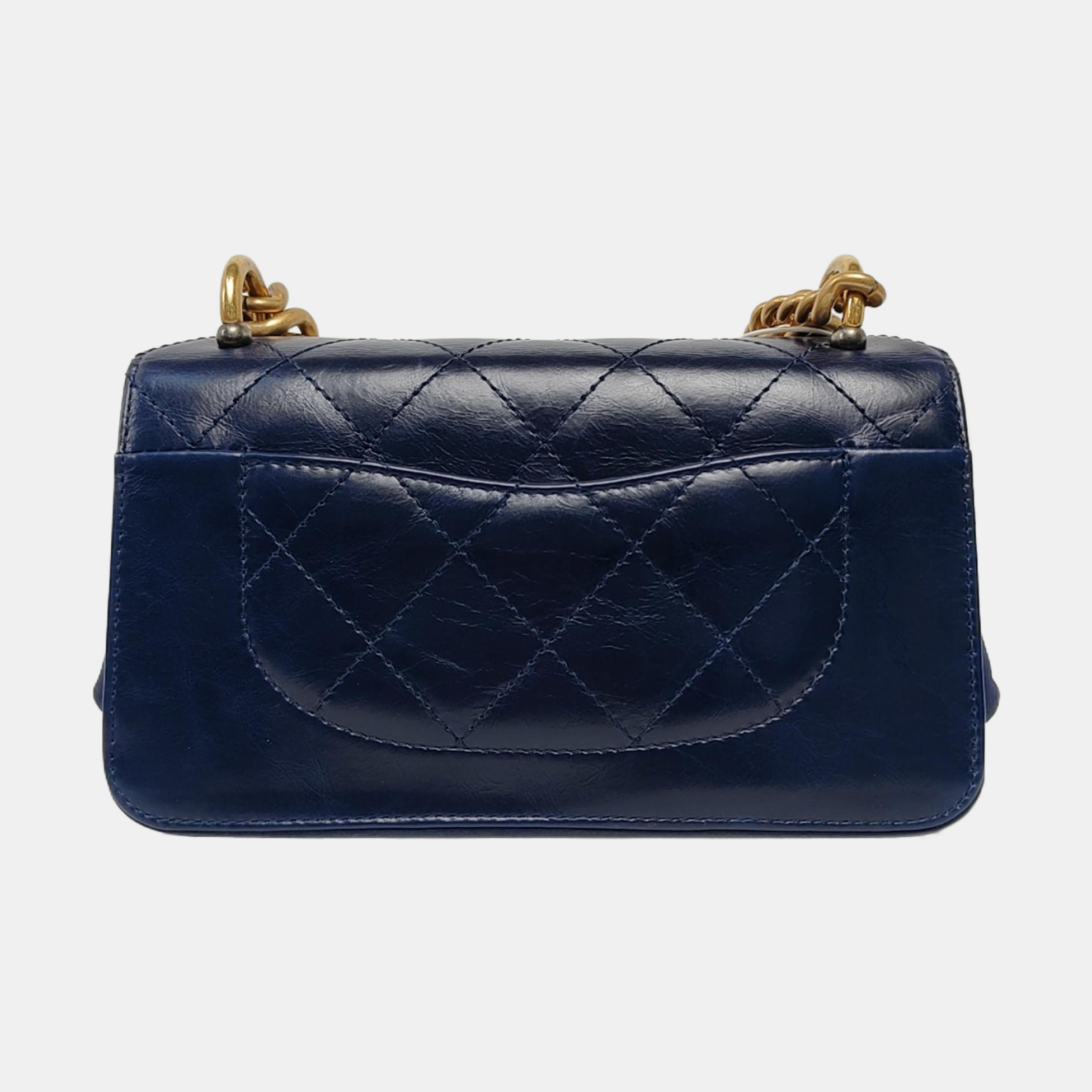 Authenticated pre-owned  Classic Flap Quilted Calfskin Blue - Shoulder Bag at Looply