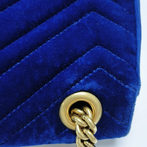 Authenticated pre-owned  GG Marmont Large Velvet Blue - Shoulder Bag at Looply