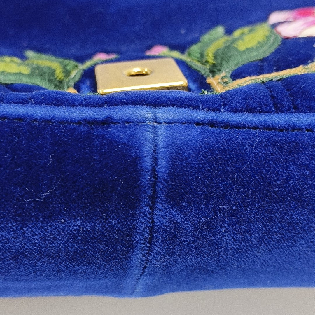 Authenticated pre-owned  GG Marmont Large Velvet Blue - Shoulder Bag at Looply