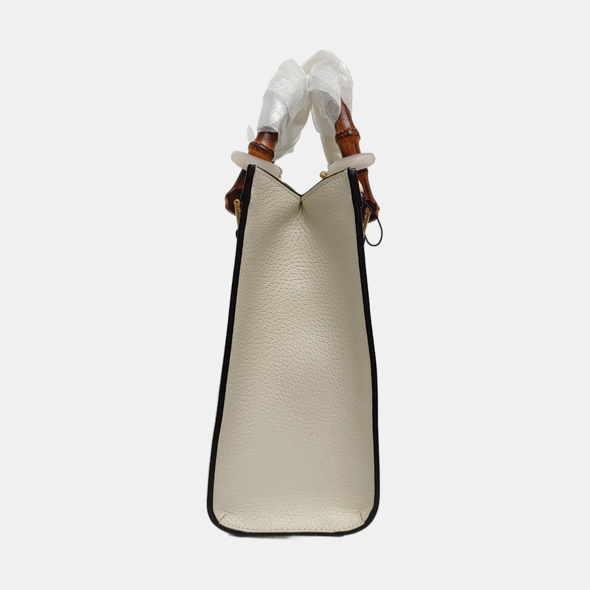 Authenticated pre-owned  Diana Small Calfskin White - Shoulder Bag at Looply