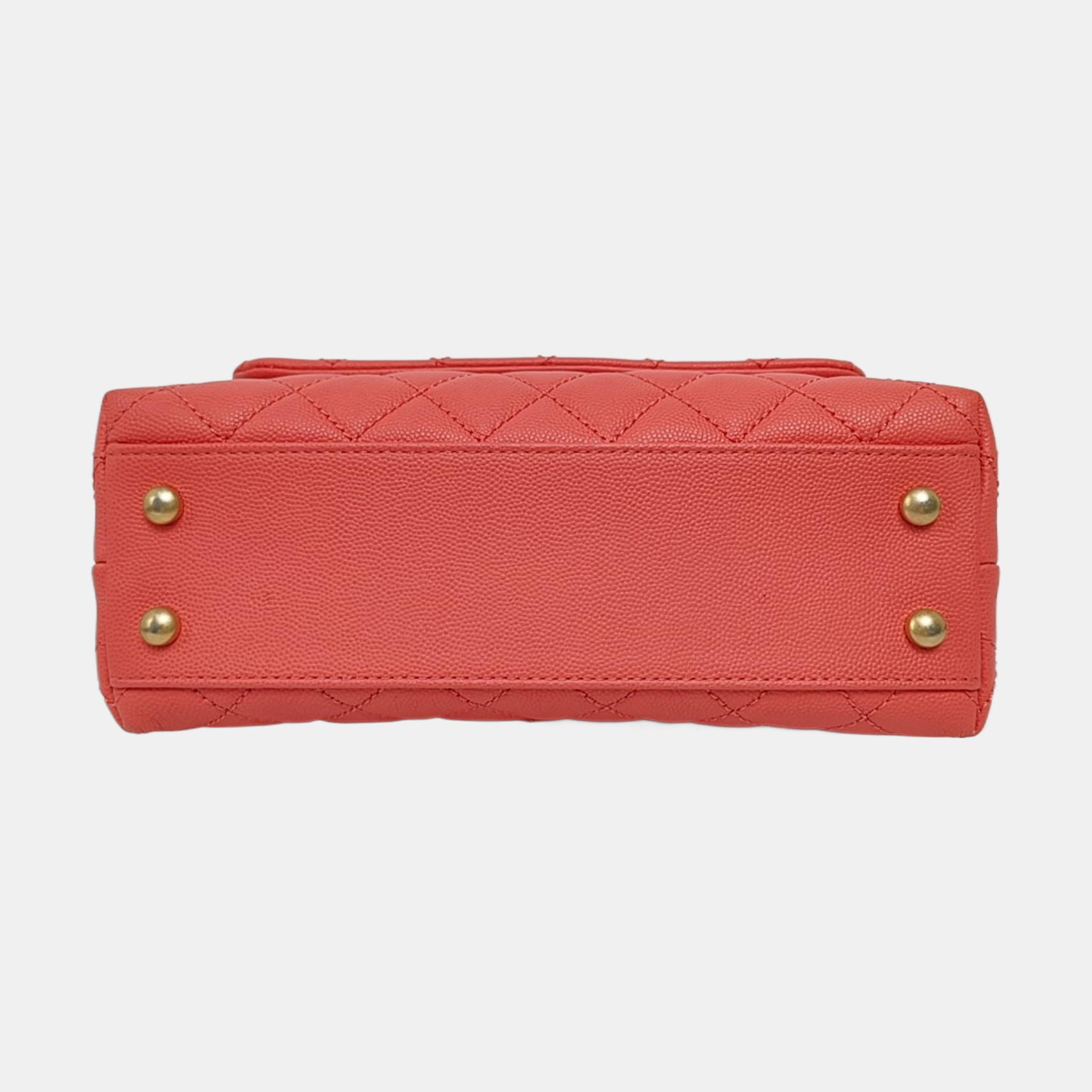 Authenticated pre-owned  Coco Handle Quilted Grained Calfskin Pink - Shoulder Bag at Looply