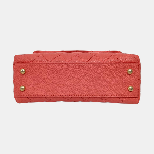 Authenticated pre-owned  Coco Handle Quilted Grained Calfskin Pink - Shoulder Bag at Looply