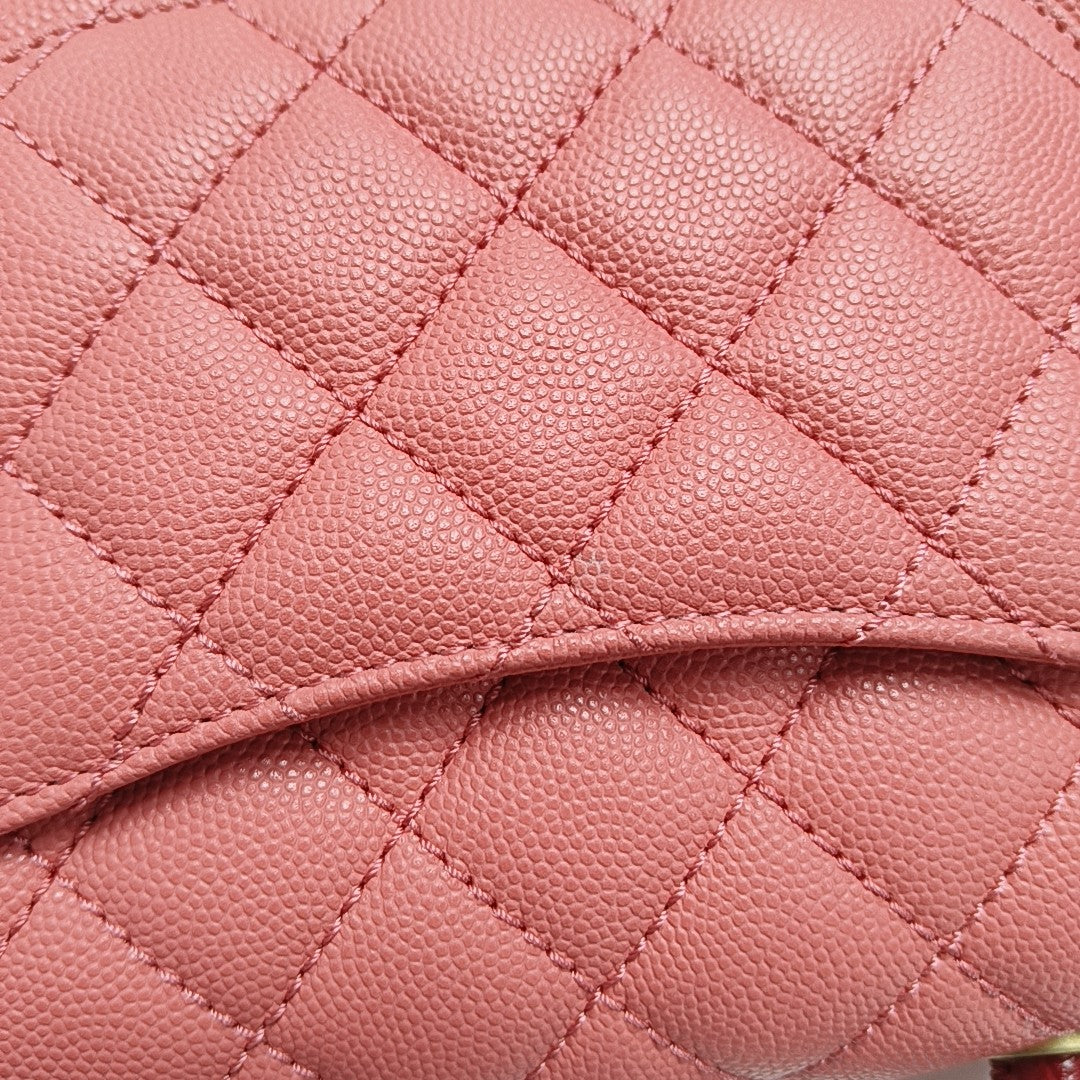 Authenticated pre-owned  Coco Handle Quilted Grained Calfskin Pink - Shoulder Bag at Looply