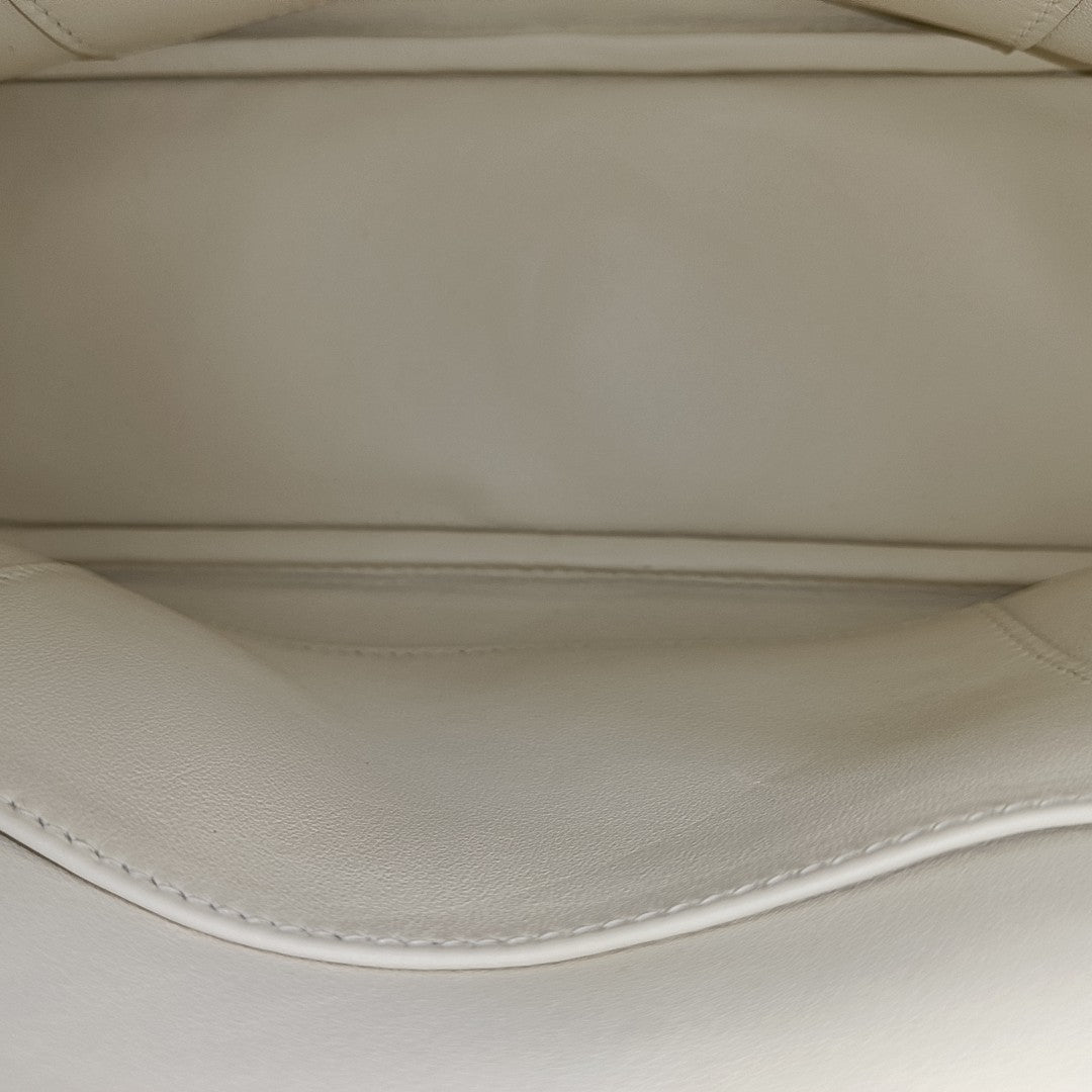 Authenticated pre-owned  Bolide 25 Epsom White - Shoulder Bag at Looply