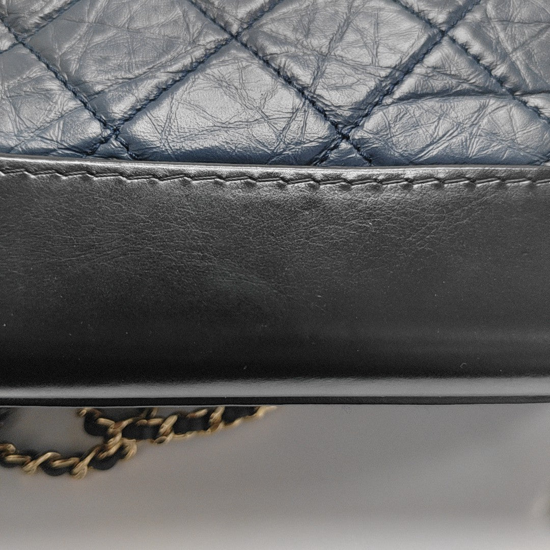 Authenticated pre-owned  Gabrielle Quilted Calfskin Blue - Shoulder Bag at Looply