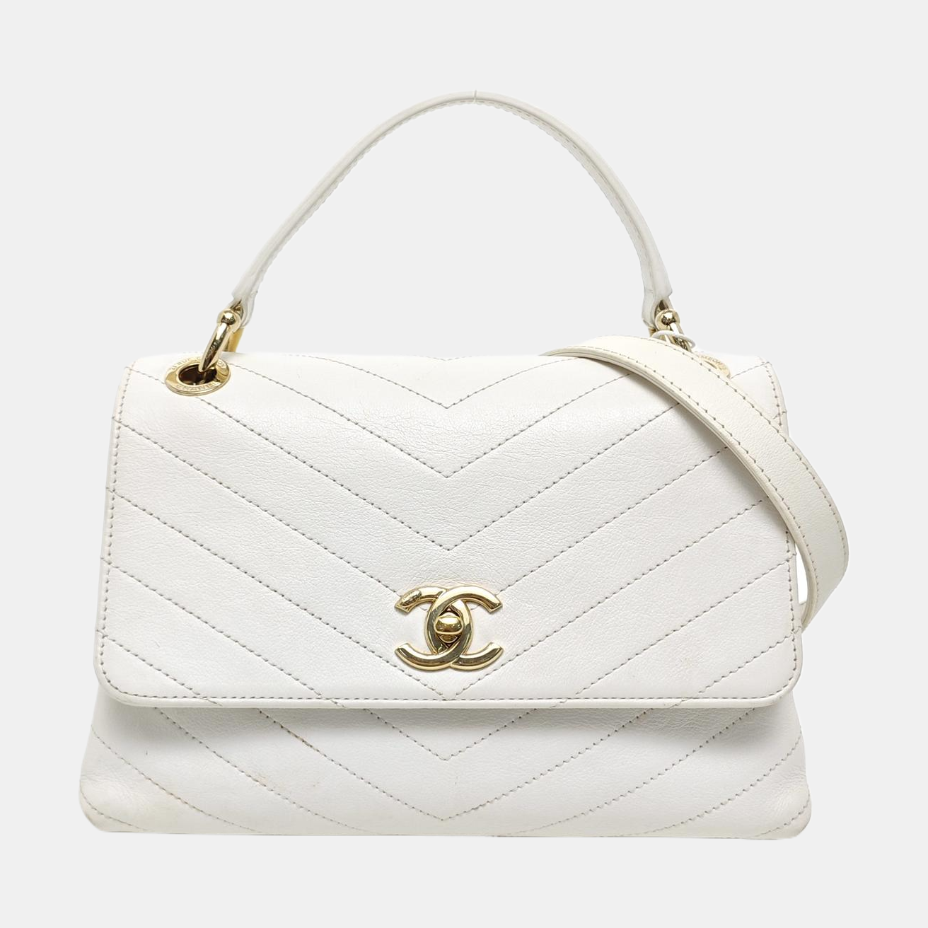 Authenticated pre-owned  Classic Flap Calfskin White - Shoulder Bag at Looply