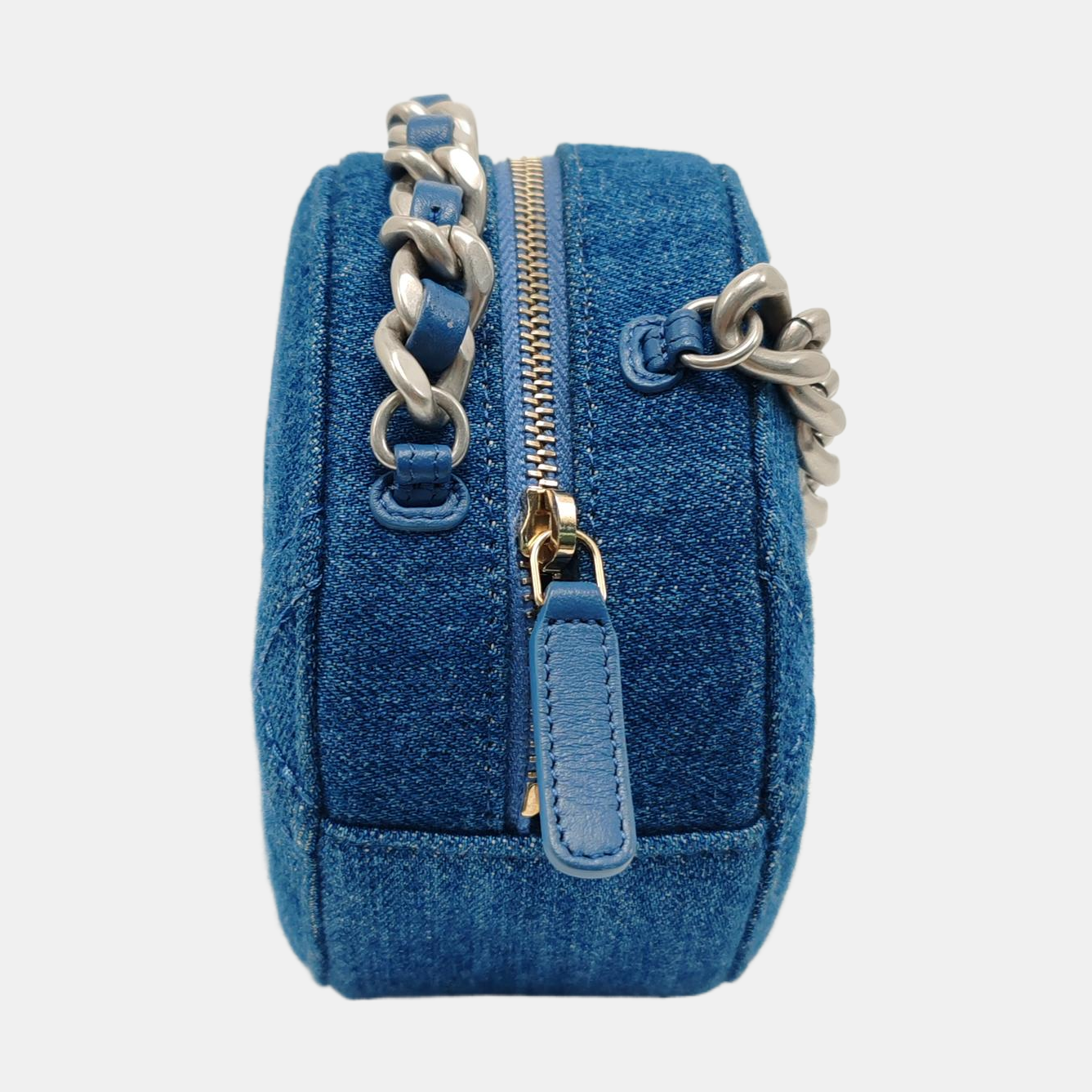 Authenticated pre-owned  Chanel 19 Quilted Denim Blue - Shoulder Bag at Looply