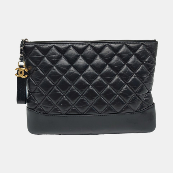 Authenticated pre-owned  Gabrielle Quilted Calfskin Black - Clutch at Looply