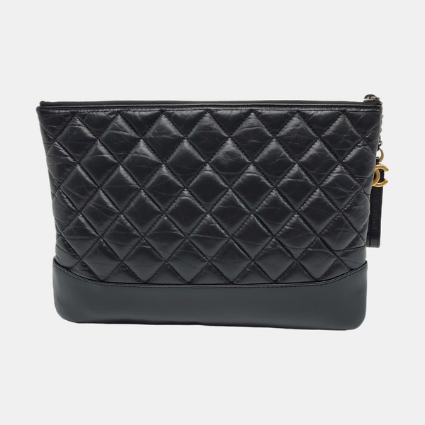Authenticated pre-owned  Gabrielle Quilted Calfskin Black - Clutch at Looply