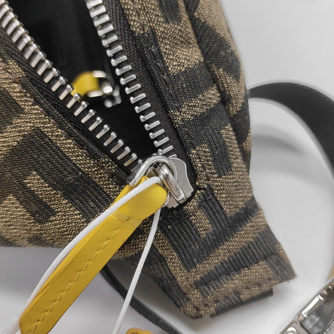 Canvas Belt Bag Brown