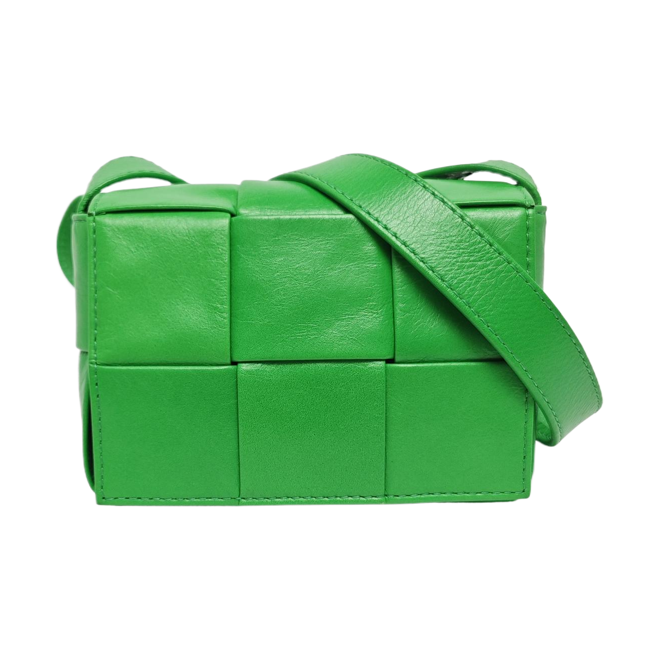 Authenticated pre-owned  Cassette Small Calfskin Green - Crossbody Bag at Looply
