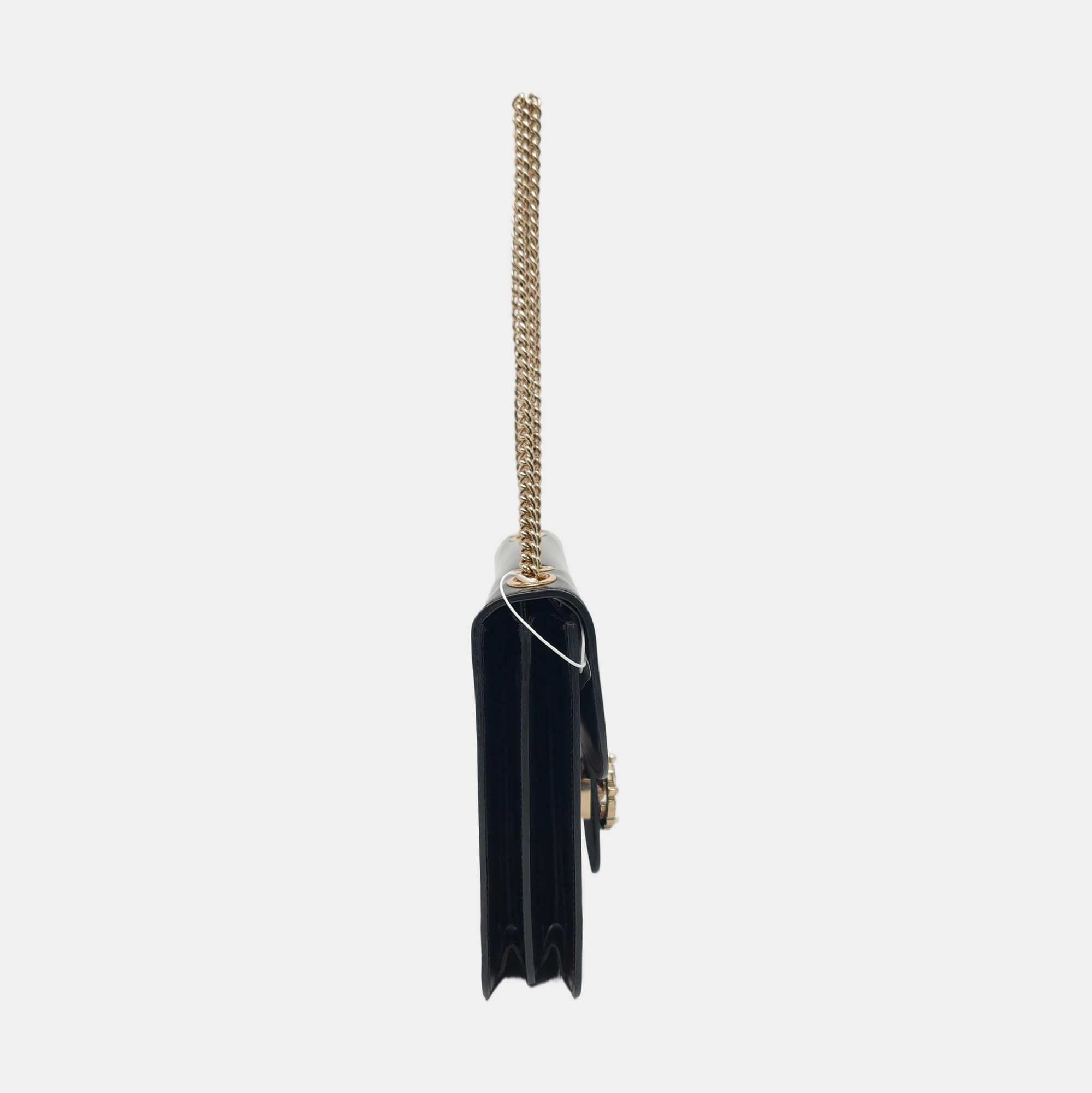 Authenticated pre-owned  Interlocking G Patent Leather Black - Shoulder Bag at Looply