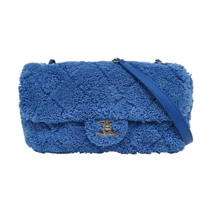 Authenticated pre-owned  Classic Flap Medium Quilted Wool Blue - Shoulder Bag at Looply