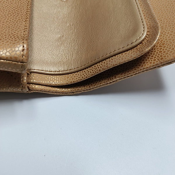 Authenticated pre-owned  Classic Flap Medium Quilted Grained Calfskin Orange - Shoulder Bag at Looply