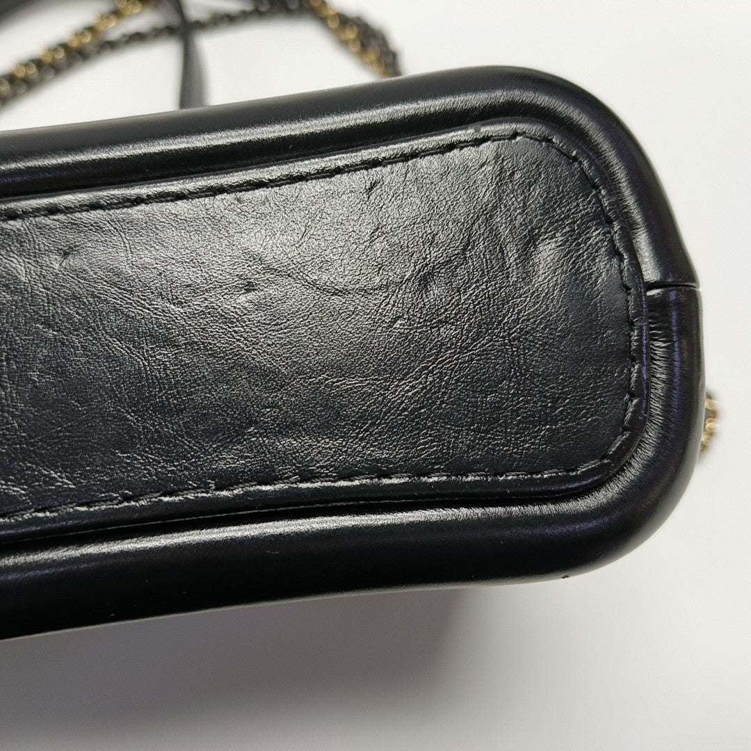 Authenticated pre-owned  Gabrielle Small Quilted Vintage Calf Black - Shoulder Bag at Looply