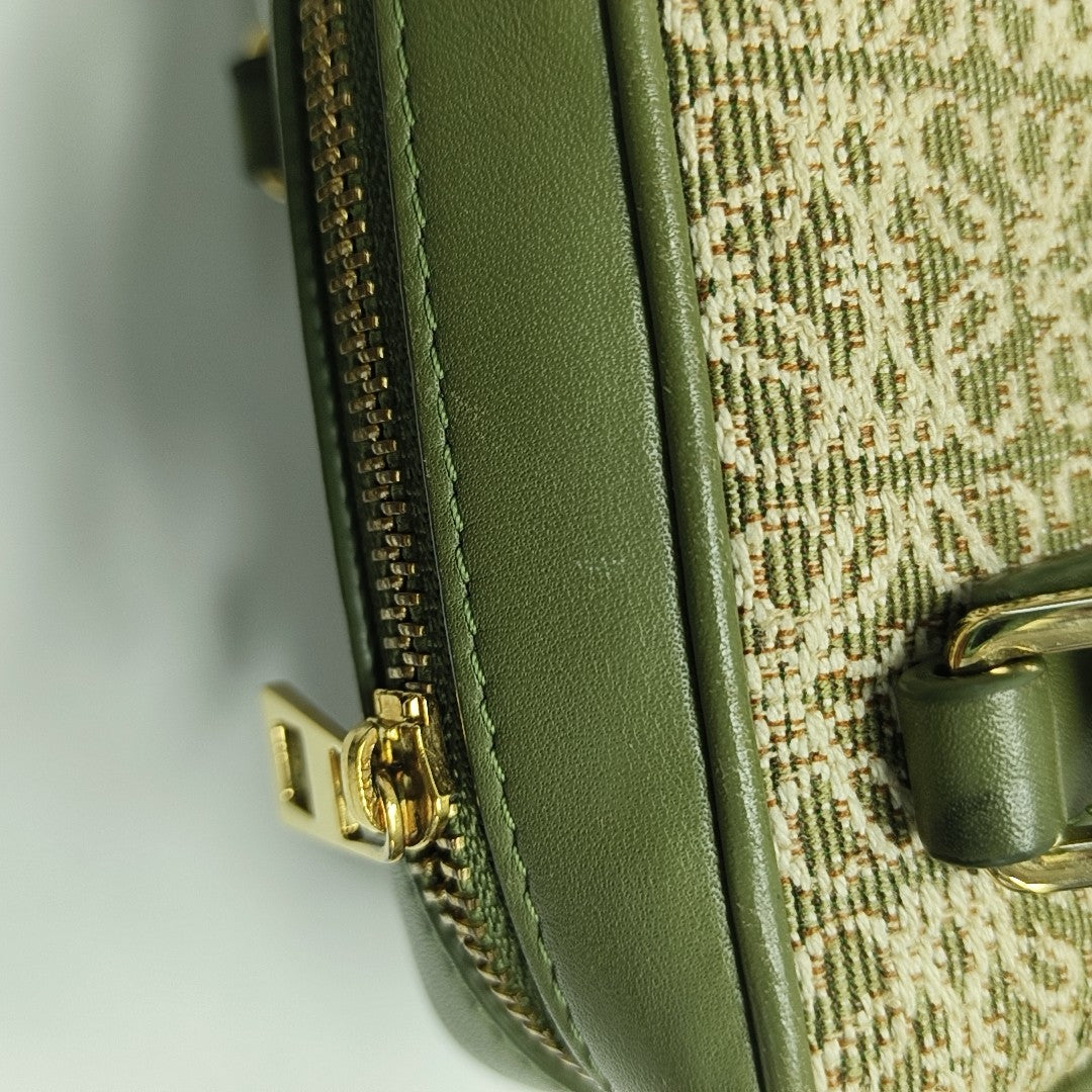 Authenticated pre-owned  Amazona Canvas Beige - Shoulder Bag at Looply