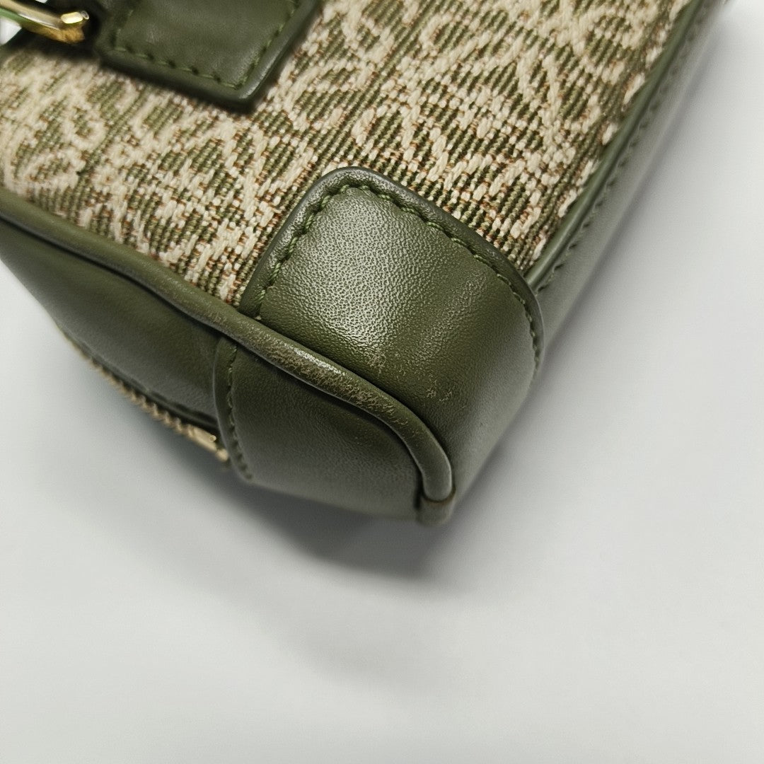 Authenticated pre-owned  Amazona Canvas Beige - Shoulder Bag at Looply