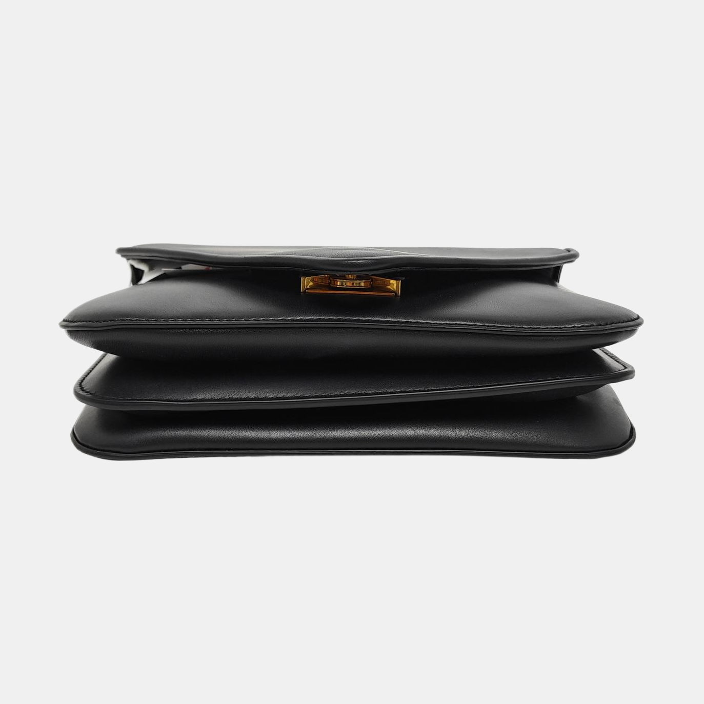 Authenticated pre-owned  Mount Calfskin Black - Shoulder Bag at Looply