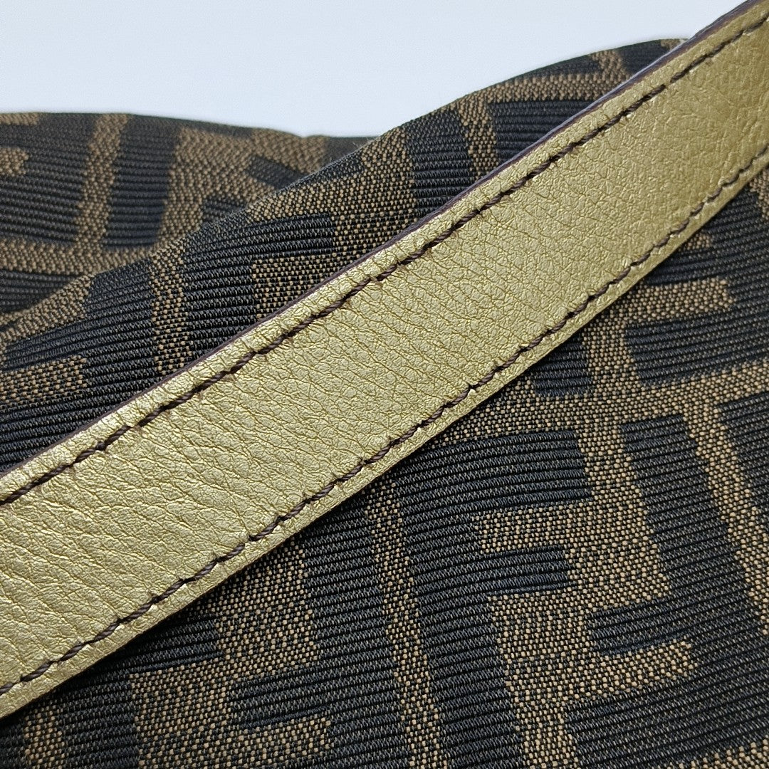 Canvas Brown