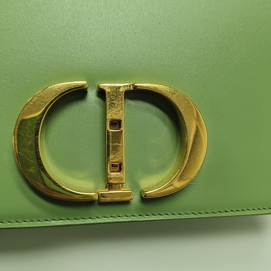 30 Montaigne Calfskin Green
