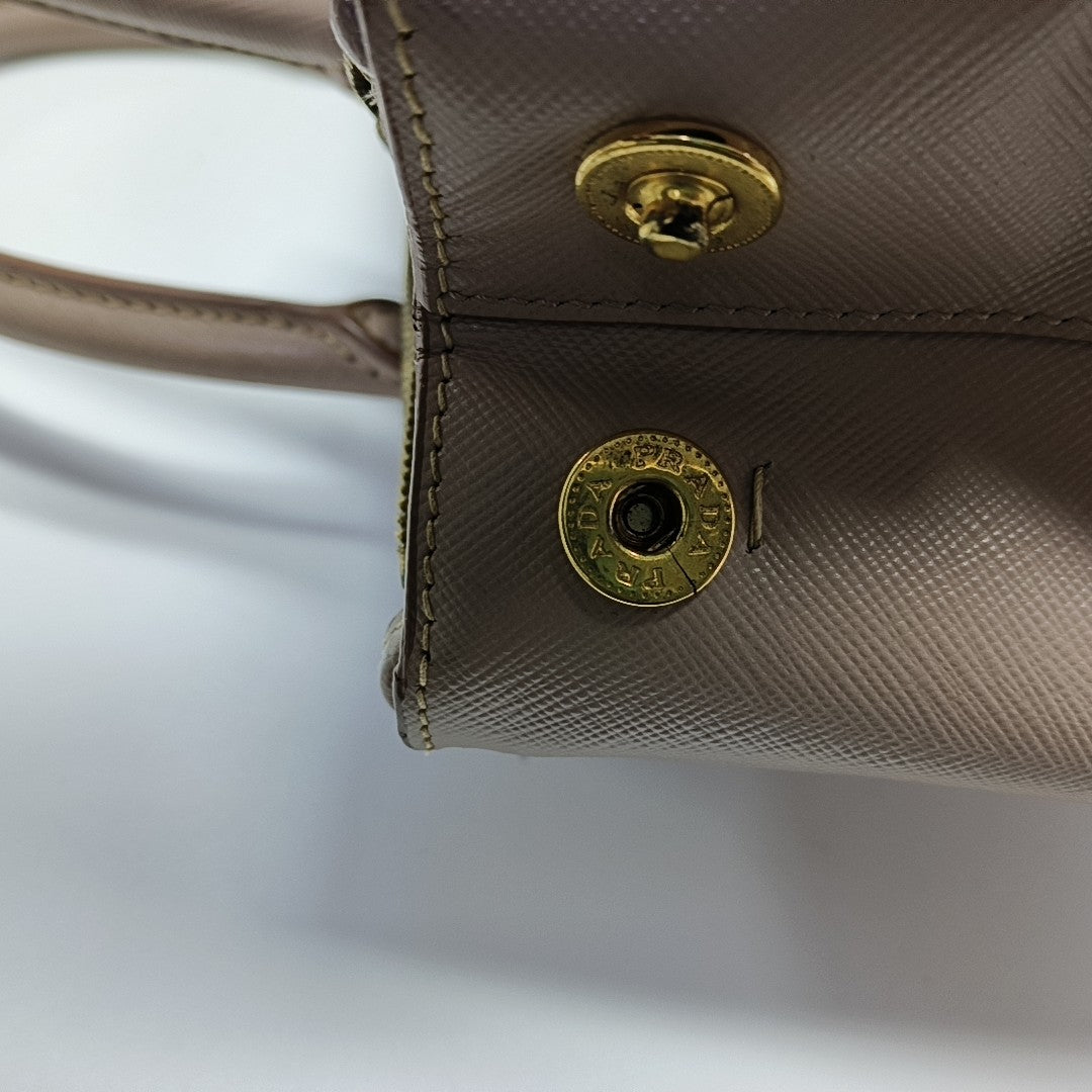 Galleria Medium Saffiano Calfskin Pink