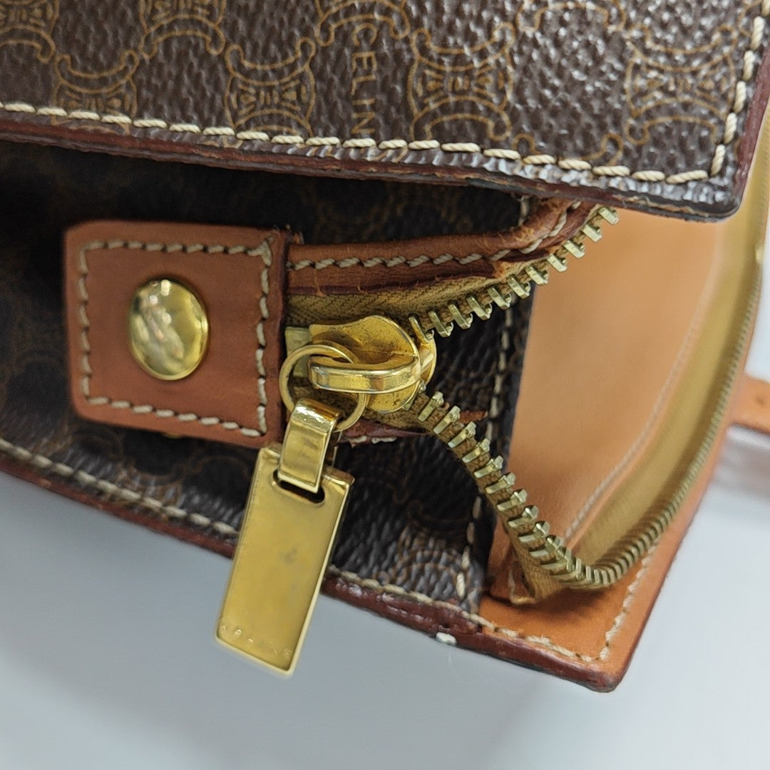 Coated Canvas Brown