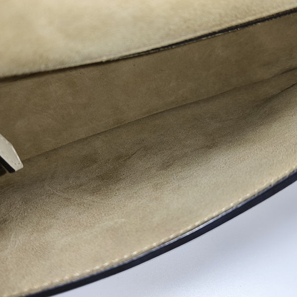 Baguette Medium Calfskin White