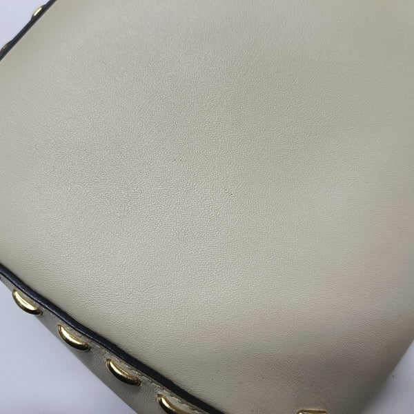 Baguette Medium Calfskin White