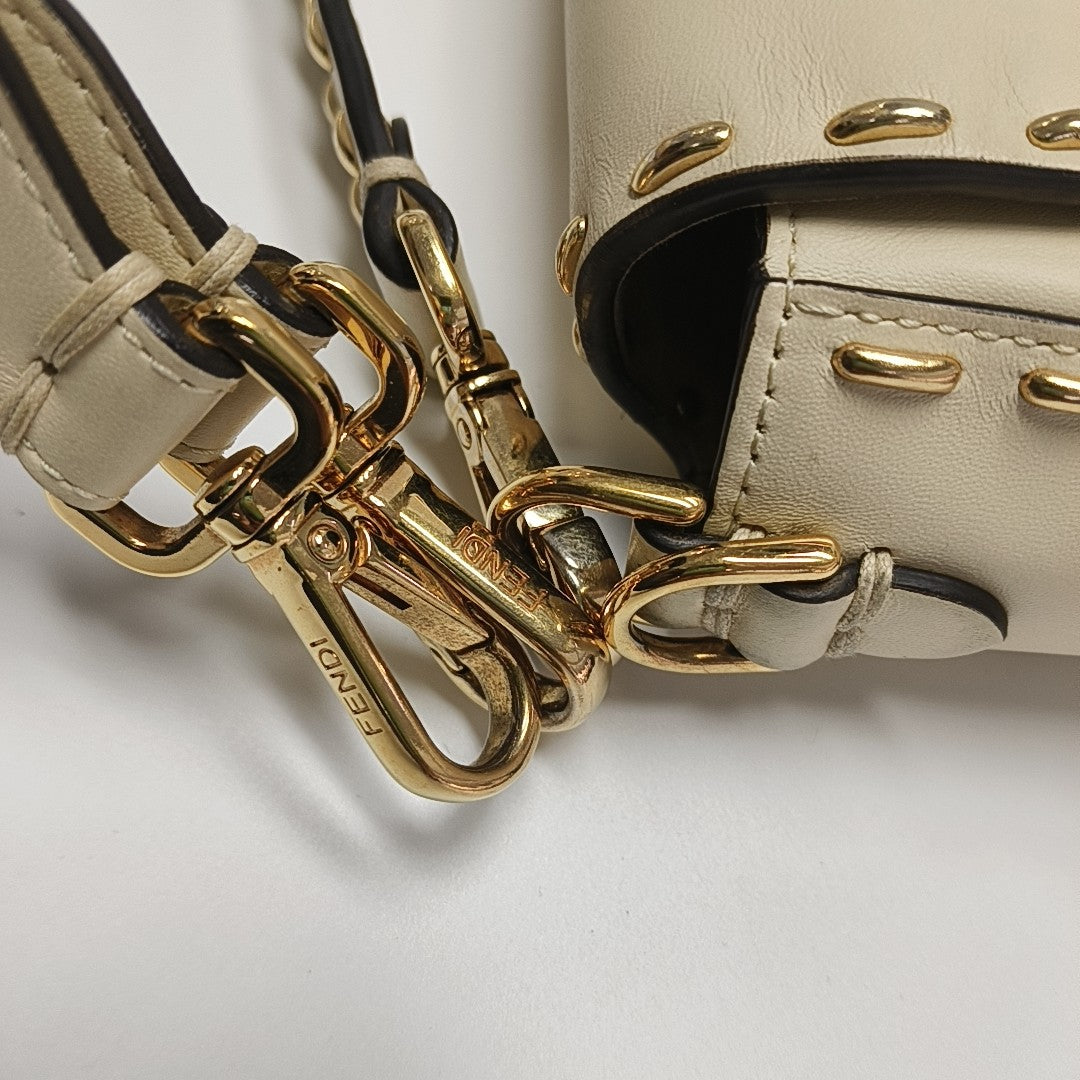 Baguette Medium Calfskin White