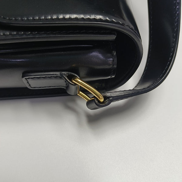 TRIOMPHE Small Calfskin Black
