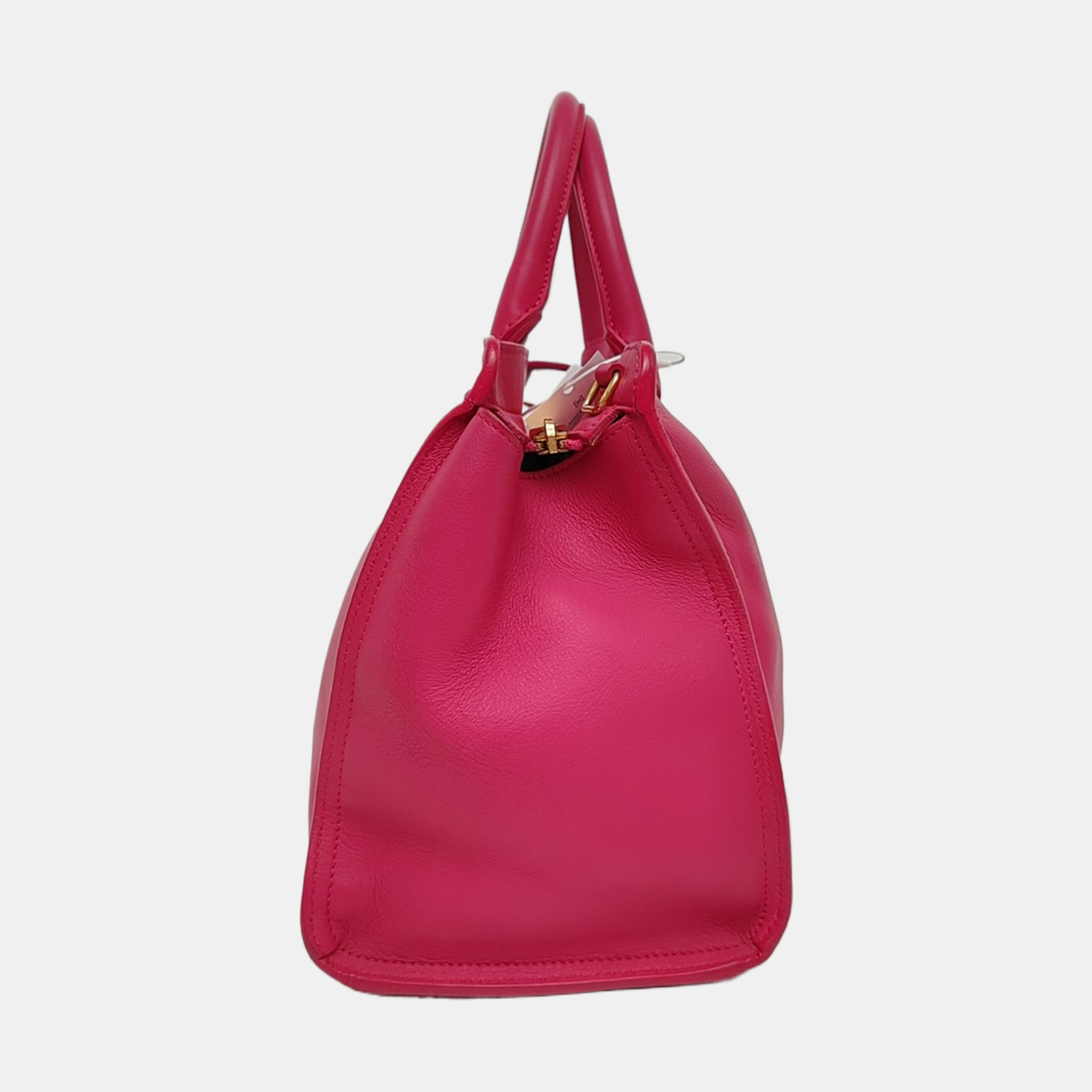 Authenticated pre-owned  Chyc Y Ligne Small Calfskin Pink - Shoulder Bag at Looply