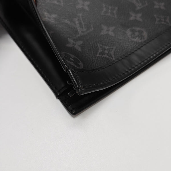 Pochette Voyag MM Monogram Coated Canvas Black