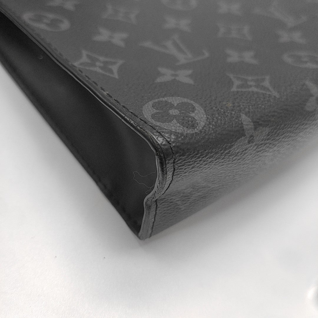 Pochette Voyag MM Monogram Coated Canvas Black