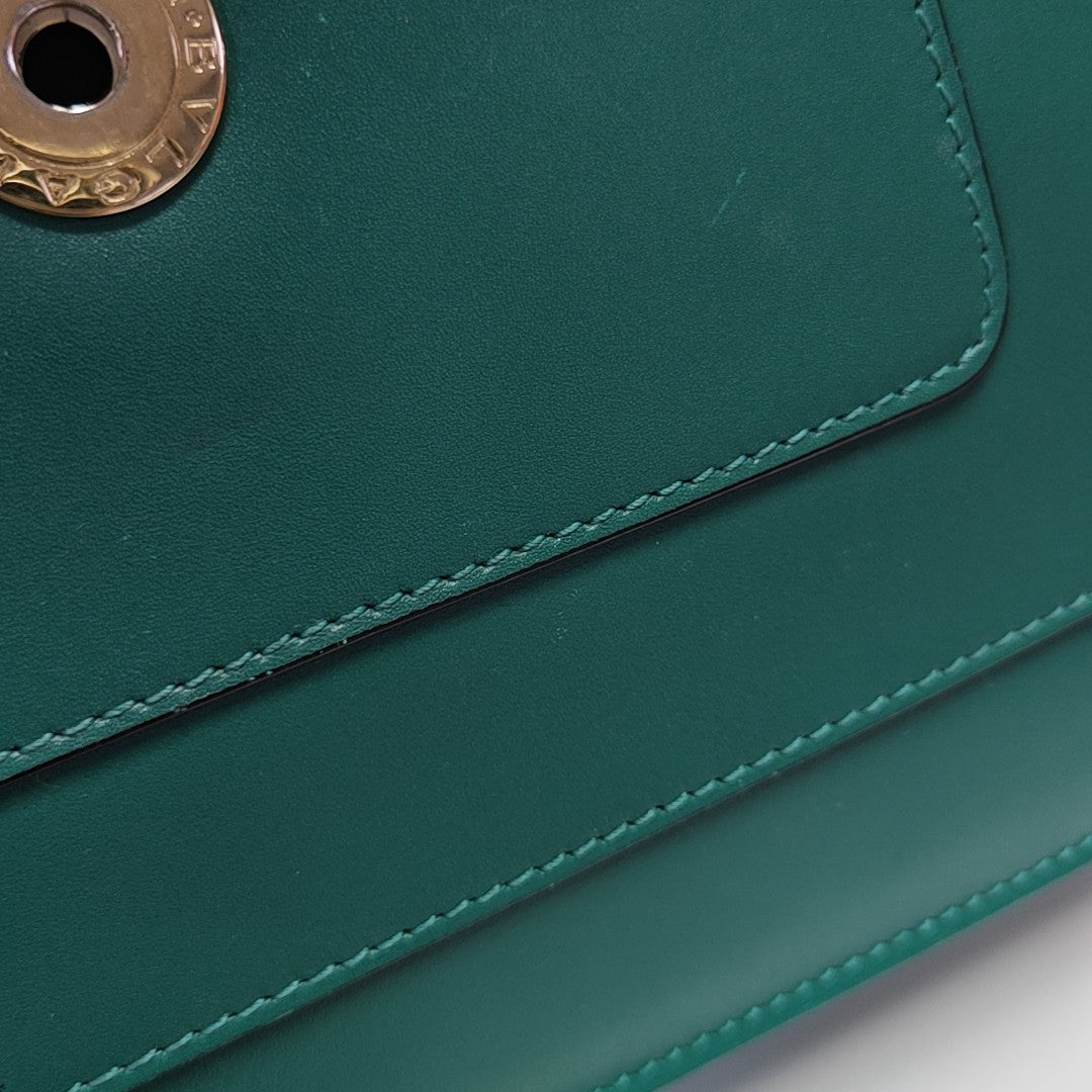 SERPENTI FOREVER Medium Calfskin Green