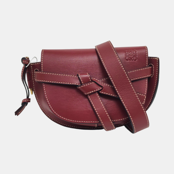 Authenticated pre-owned  Gate Small Calfskin Burgundy - Belt Bag at Looply