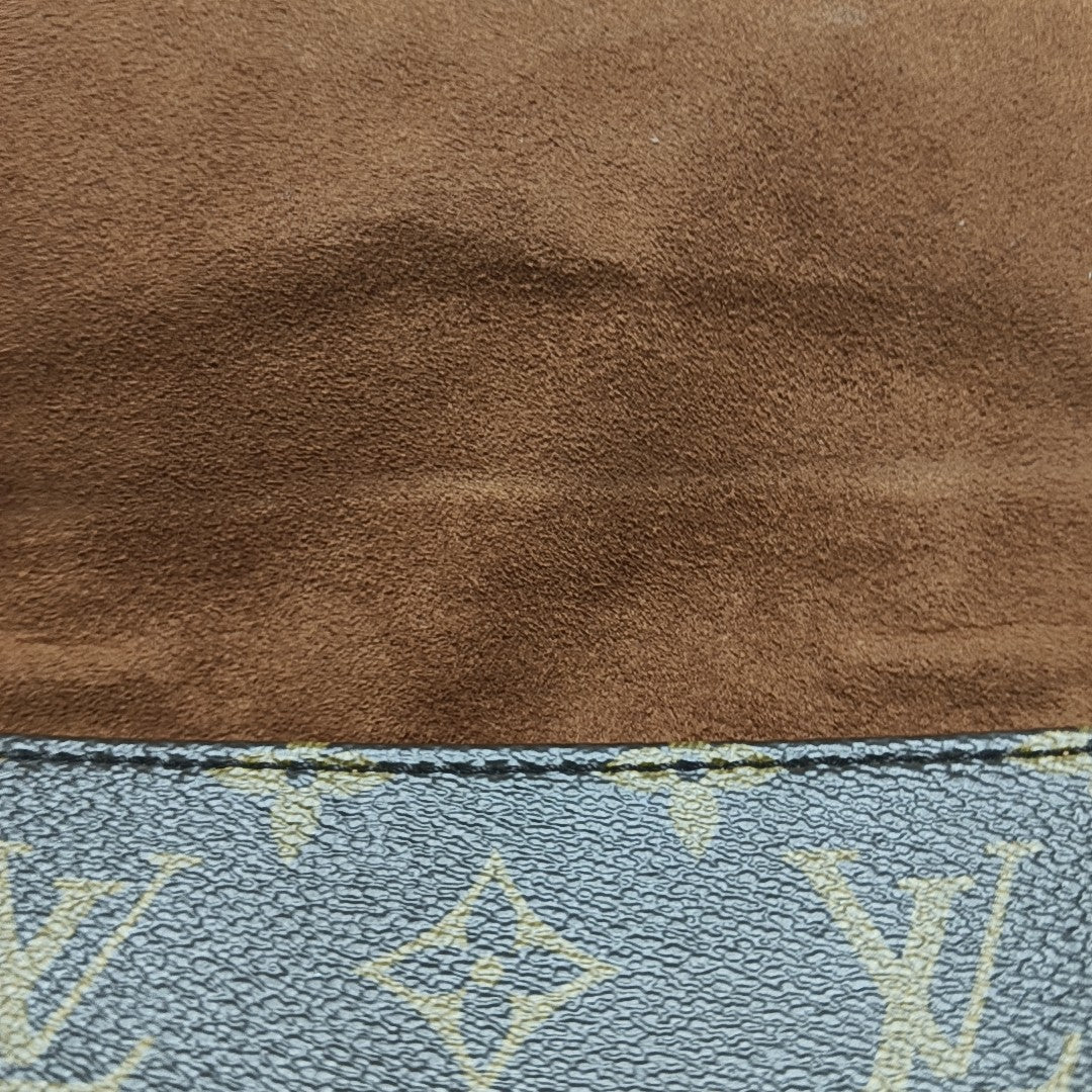 Authenticated pre-owned  Locky BB Monogram Coated Canvas Brown - Shoulder Bag at Looply