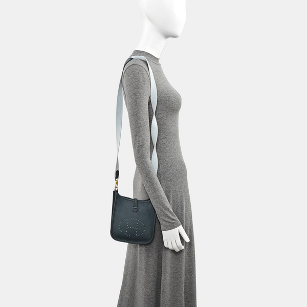 Authenticated pre-owned  Evelyne 17 Clemence Green - Shoulder Bag at Looply