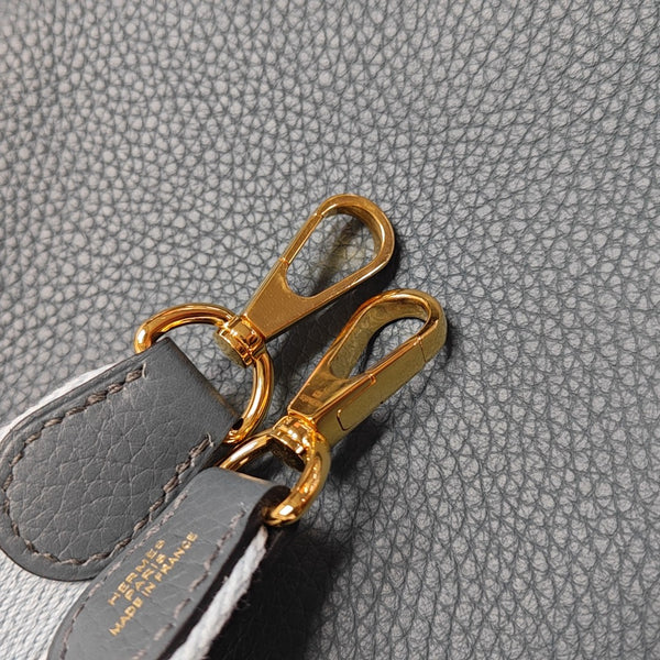 Authenticated pre-owned  Evelyne 17 Clemence Green - Shoulder Bag at Looply