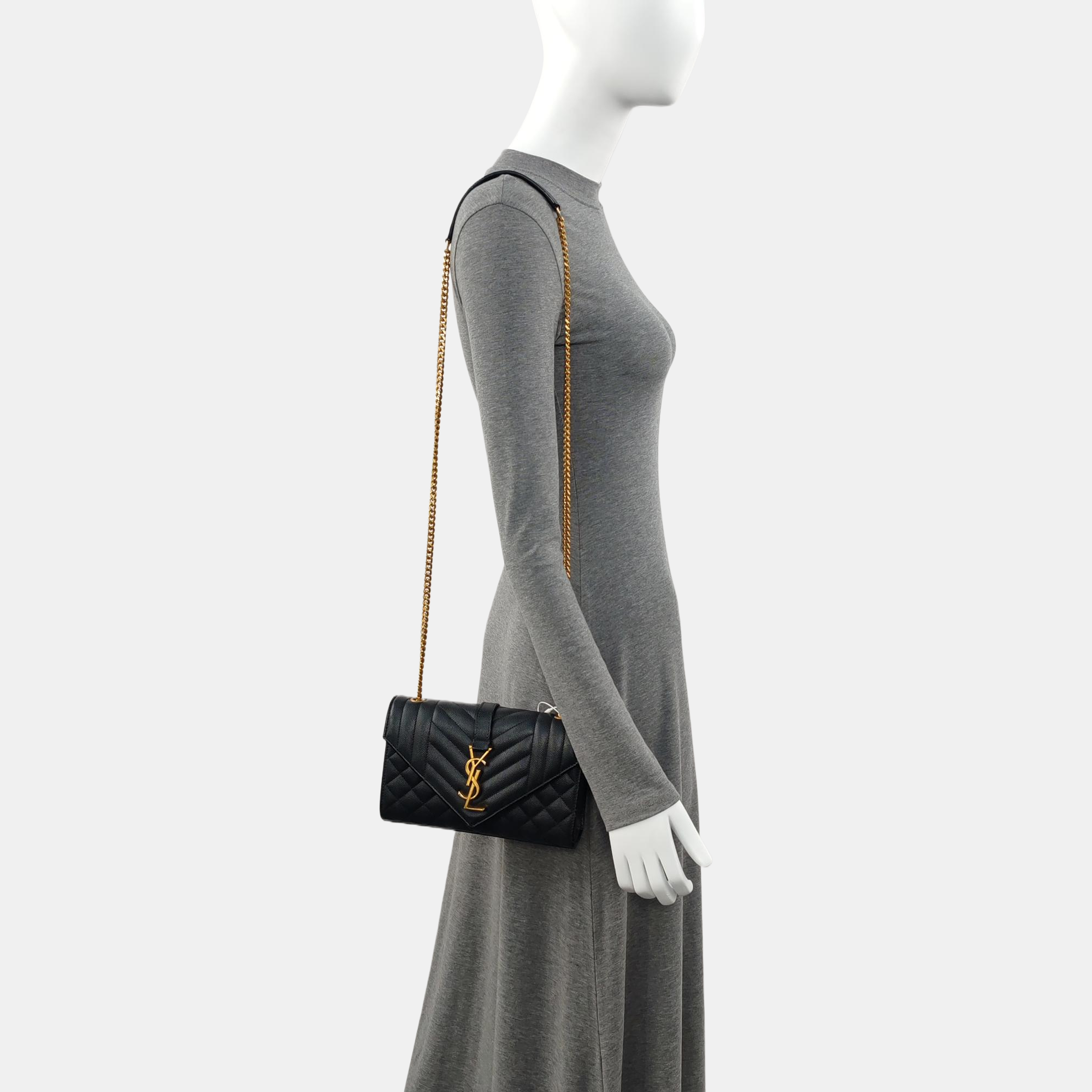 ENVELOPE Small Chevron Calfskin Black
