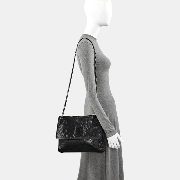 NIKI Large Chevron Calfskin Black