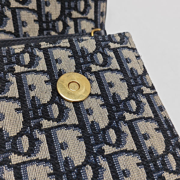 Authenticated pre-owned  Saddle Monogram Canvas Blue - Shoulder Bag at Looply