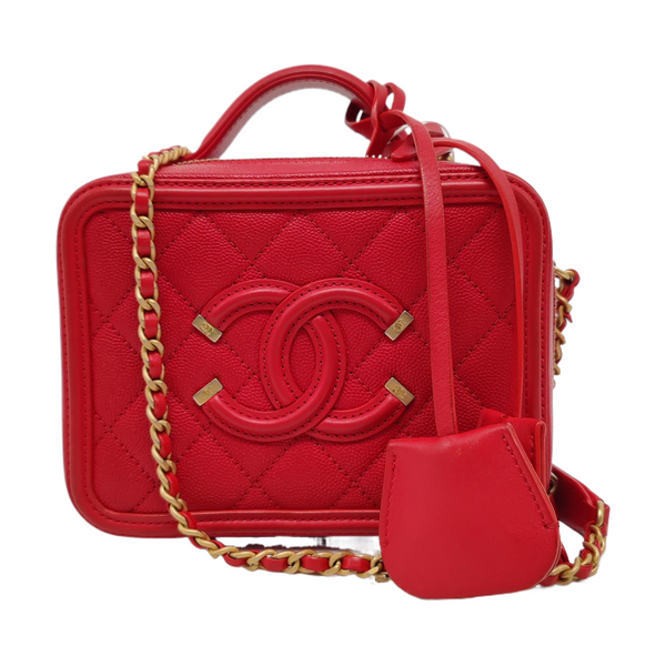 Authenticated pre-owned  Filigree Small Quilted Grained Calfskin Red - Shoulder Bag at Looply