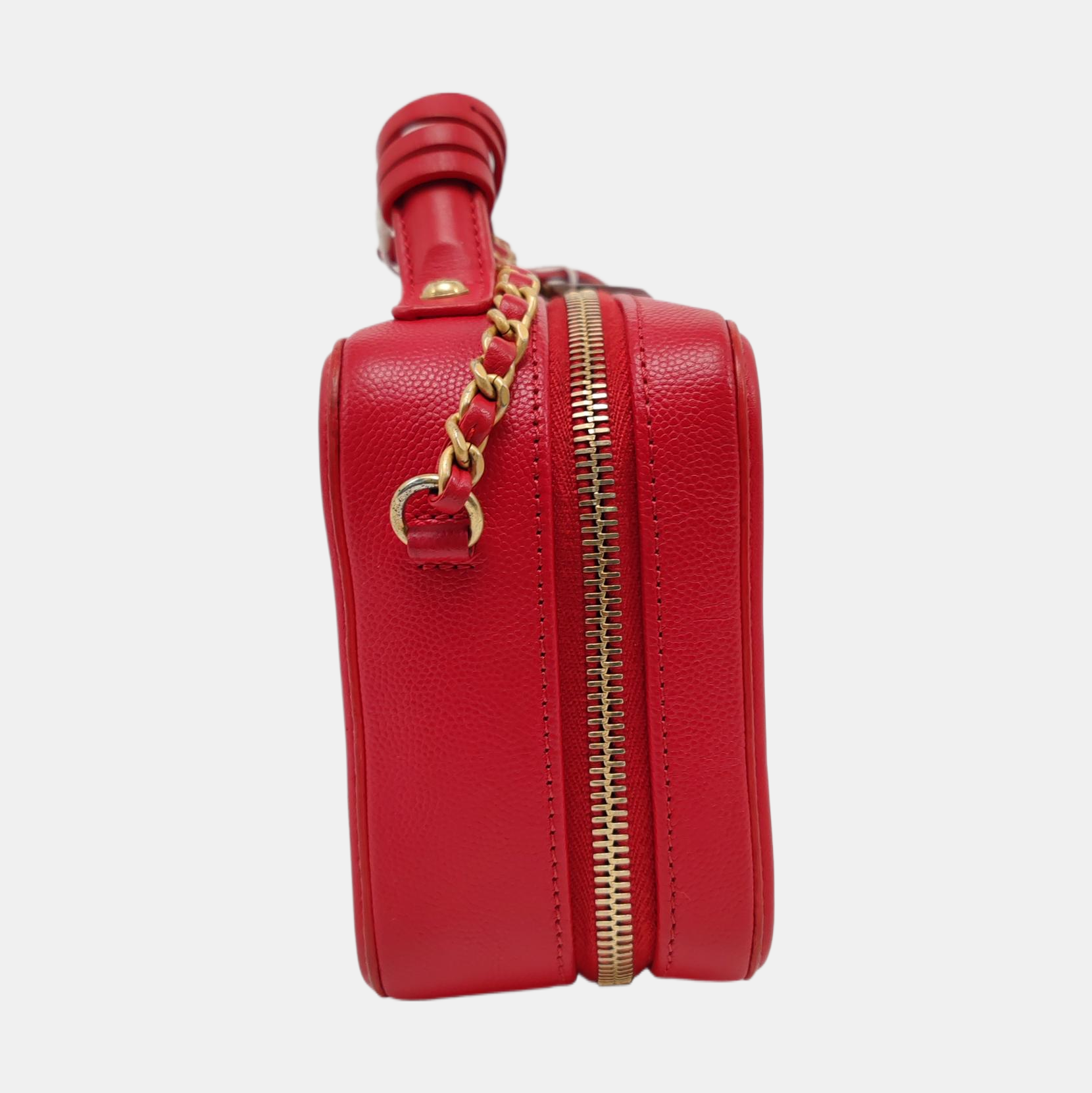 Authenticated pre-owned  Filigree Small Quilted Grained Calfskin Red - Shoulder Bag at Looply