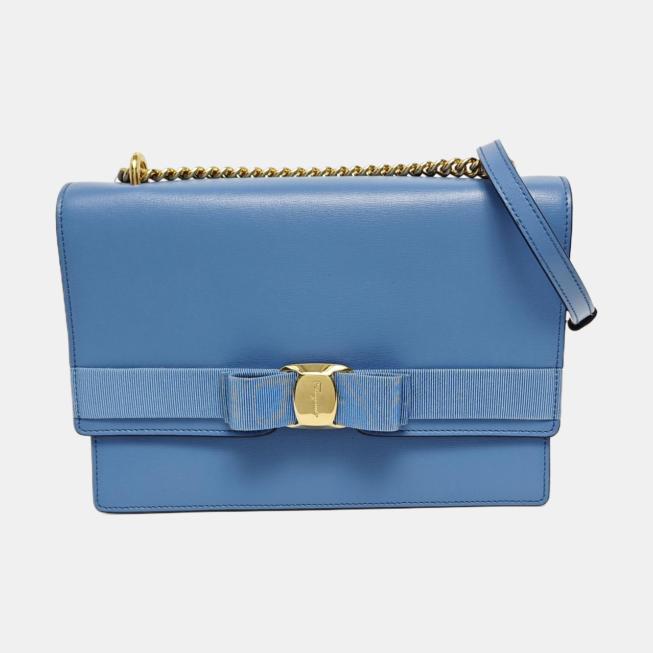 Vara Medium Calfskin Blue