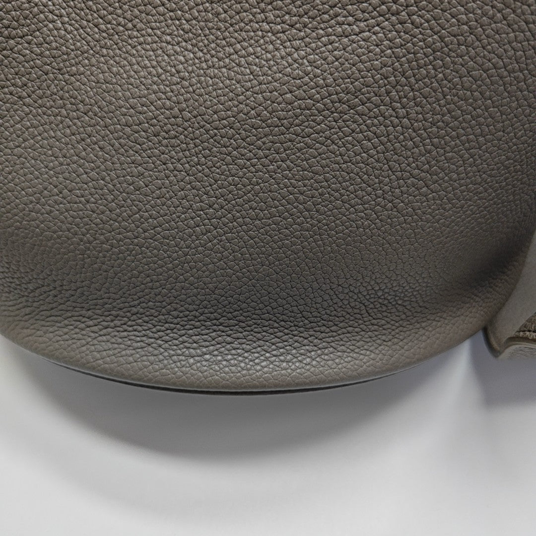 Authenticated pre-owned  Bucket 16 Calfskin Gray - Shoulder Bag at Looply