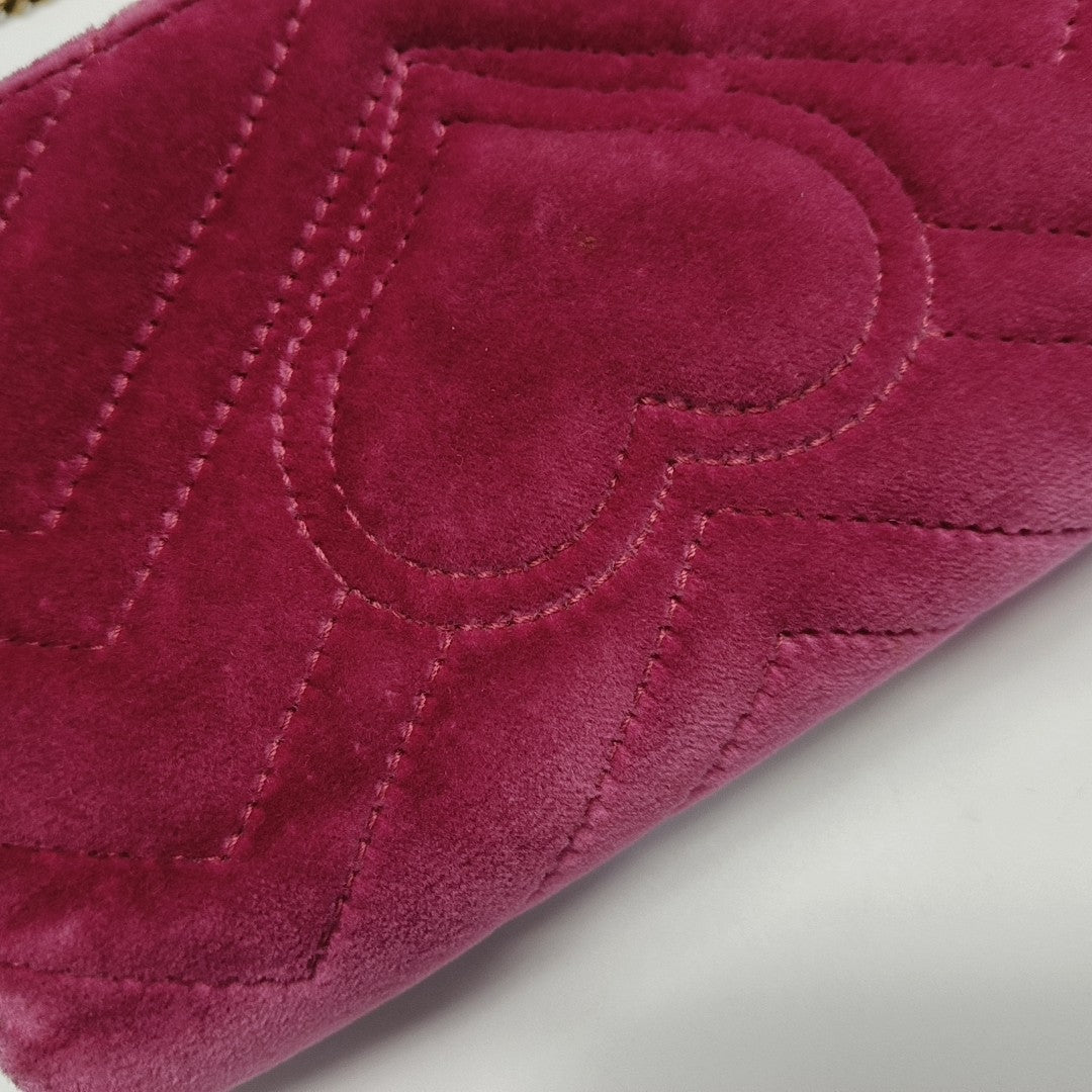 Authenticated pre-owned  GG Marmont Velvet Pink - Shoulder Bag at Looply