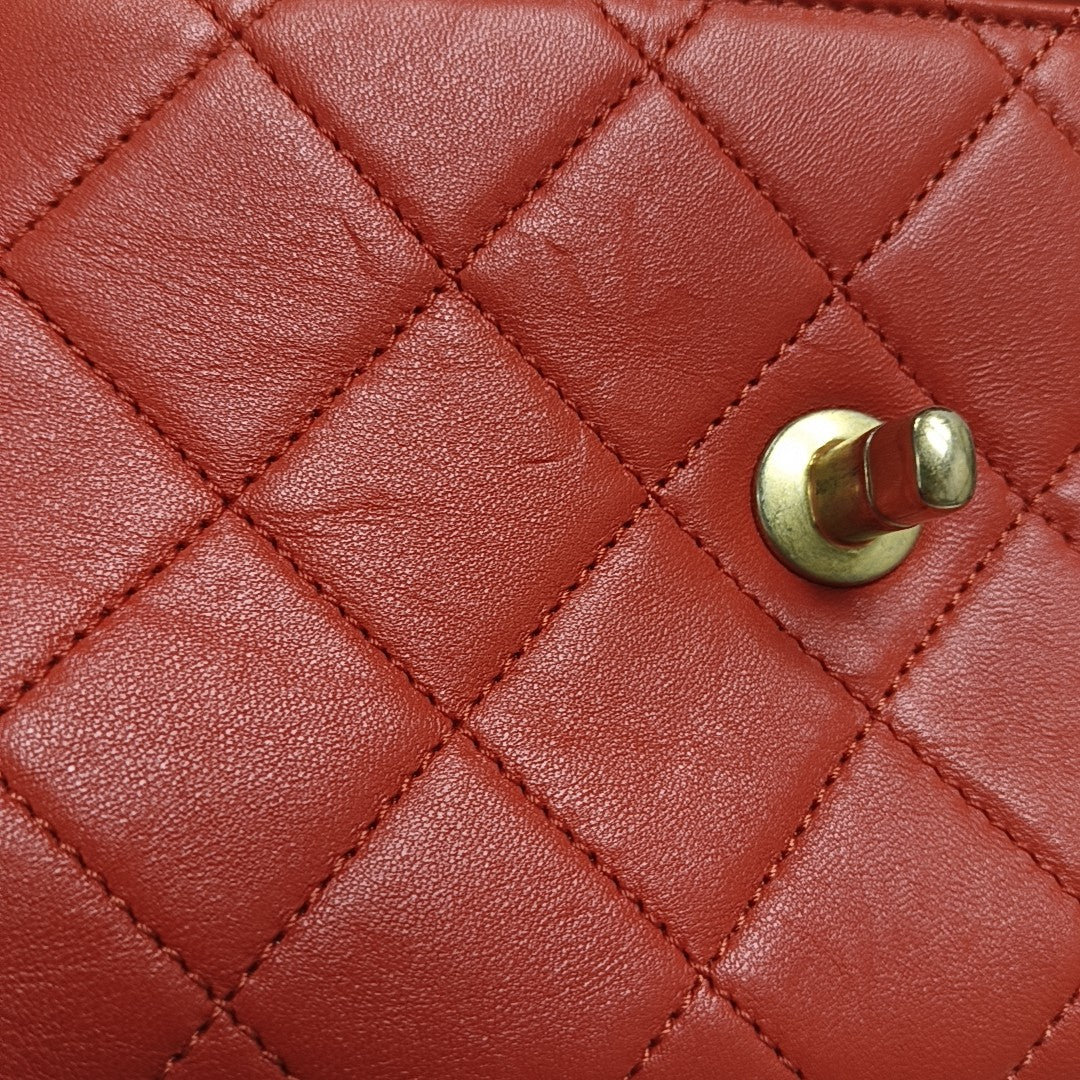 Authenticated pre-owned  Trendy CC Quilted Lambskin Orange - Shoulder Bag at Looply