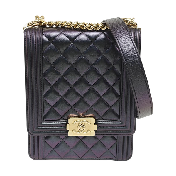 Authenticated pre-owned  Boy Chanel Quilted Calfskin Black - Shoulder Bag at Looply